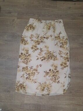 Floral Pencil Skirt in Cream and Brown
